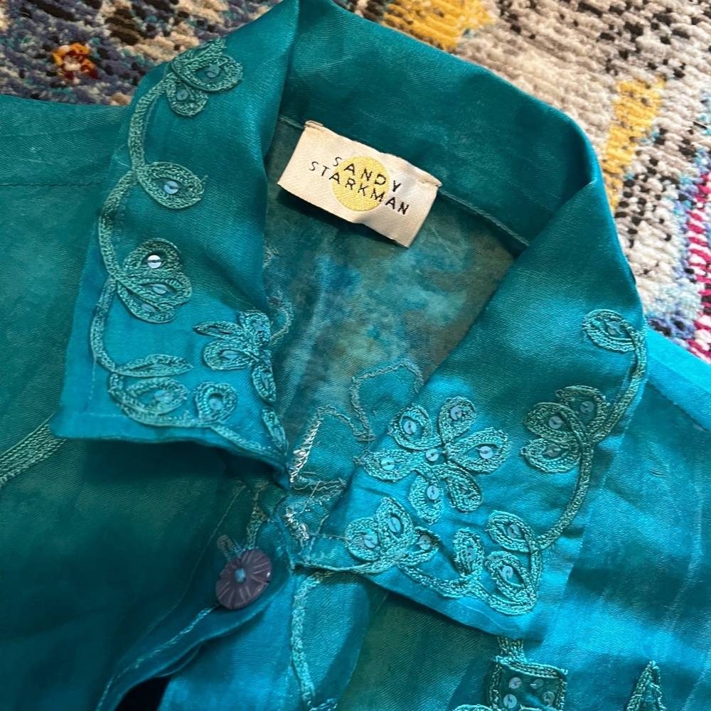 Embroidered sheer jacket ๐ฆ - Picture 5 of 6